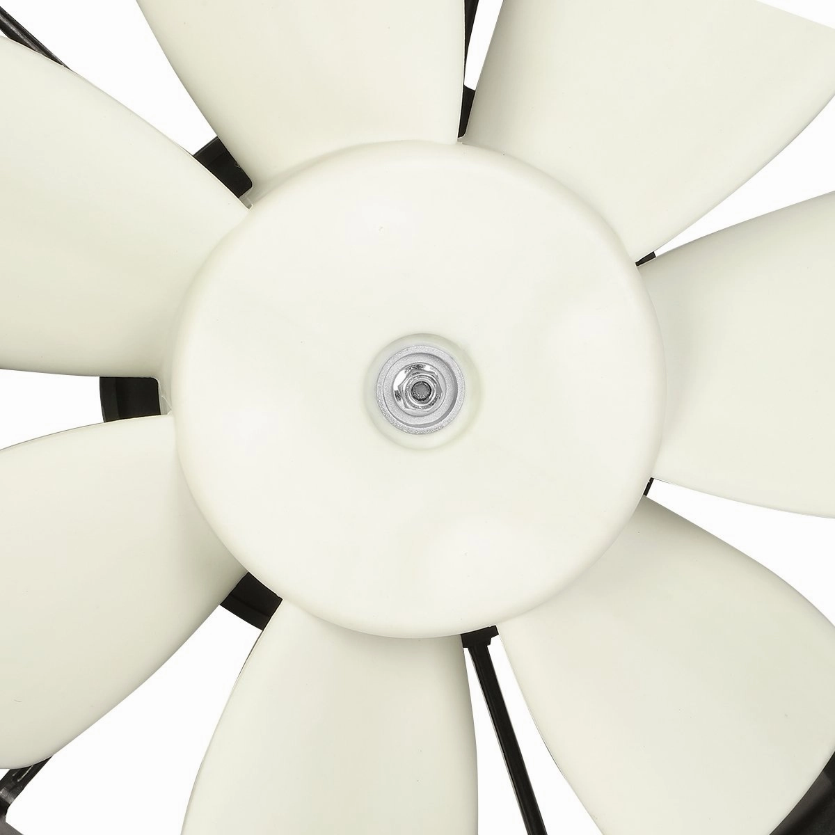 01-03 Isuzu Rodeo Sport 2.2L AT Radiator Cooling Fan Assembly - IZ3115101