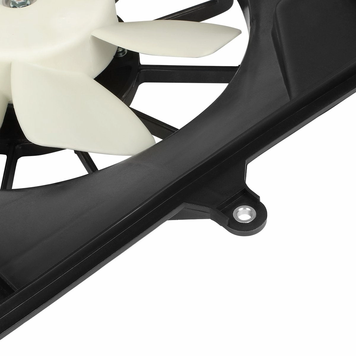 01-03 Isuzu Rodeo Sport 2.2L AT Radiator Cooling Fan Assembly - IZ3115101