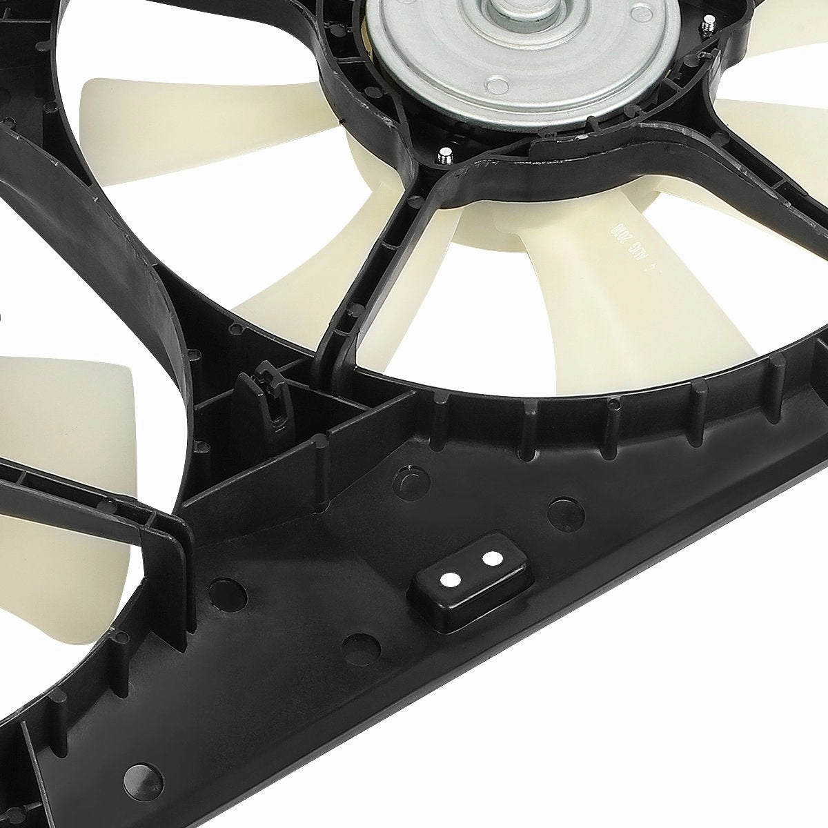 01-05 Dodge Chysler Neon 2.0L Radiator Cooling Fan Assembly - CH3115137