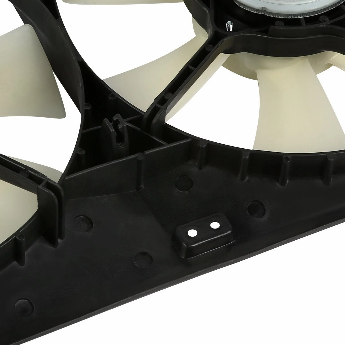 03-05 Dodge Neon 2.4L Turbo Radiator Cooling Fan Assembly - CH3115136
