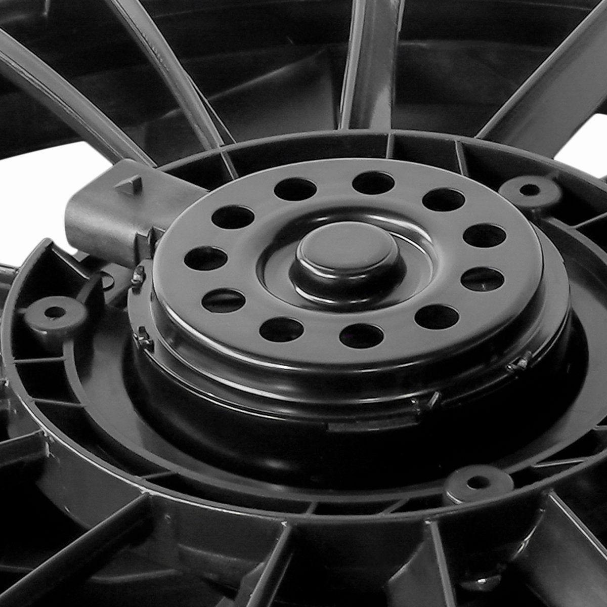 07-11 Jeep Wrangler 3.8L Radiator Cooling Fan Assembly - CH3112110