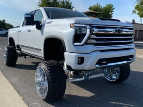 2011-2024 Chevrolet/GMC 2500/3500 FTS Suspension 10-12" Lift Kit