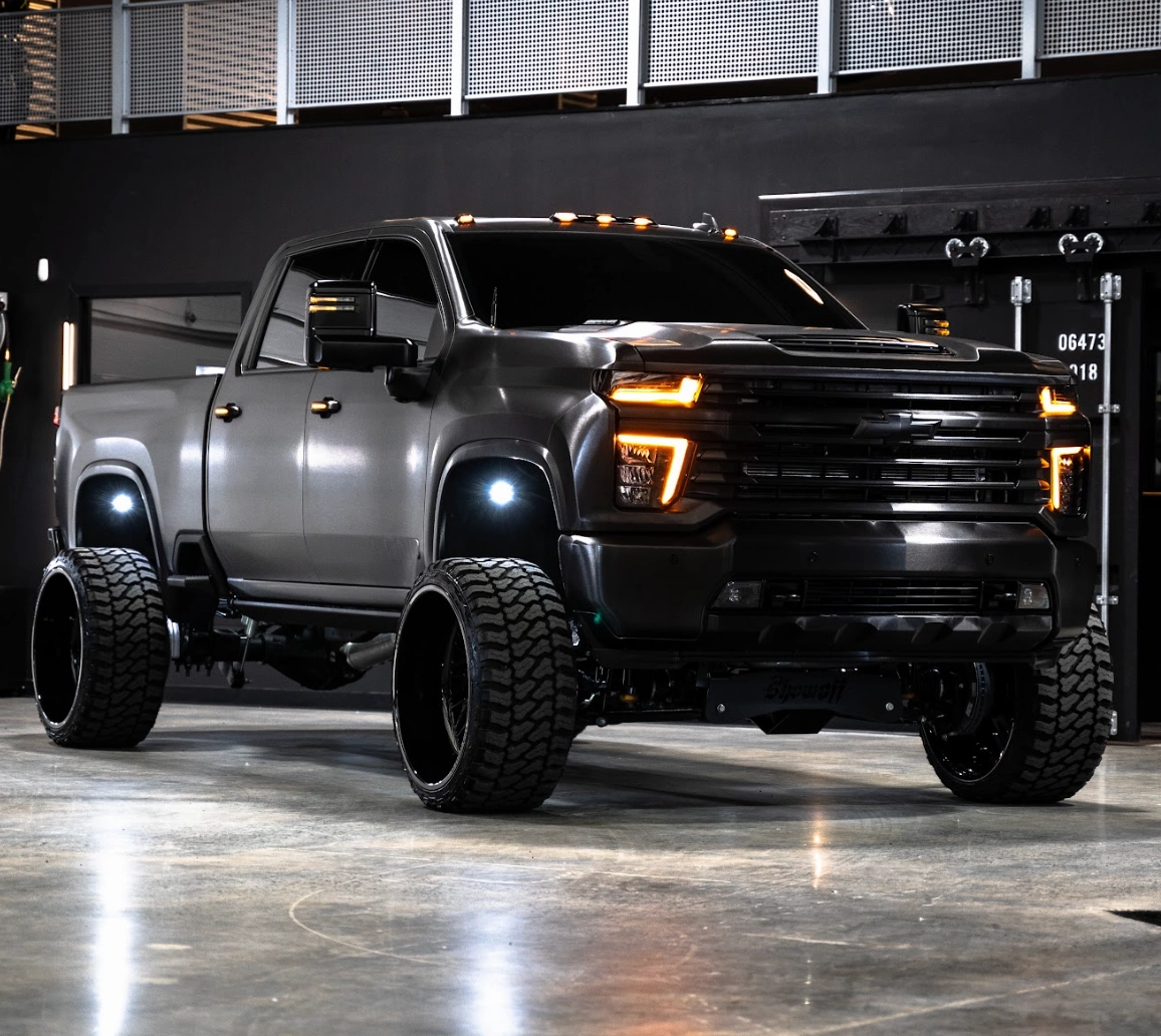 2011-2024 Chevrolet/GMC 2500/3500 Showoff Motorsports 7-9" Lift Kit