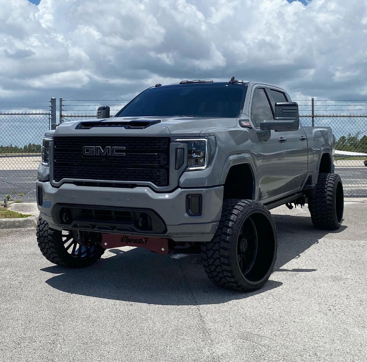2011-2024 Chevrolet/GMC 2500/3500 Showoff Motorsports 7-9" Lift Kit