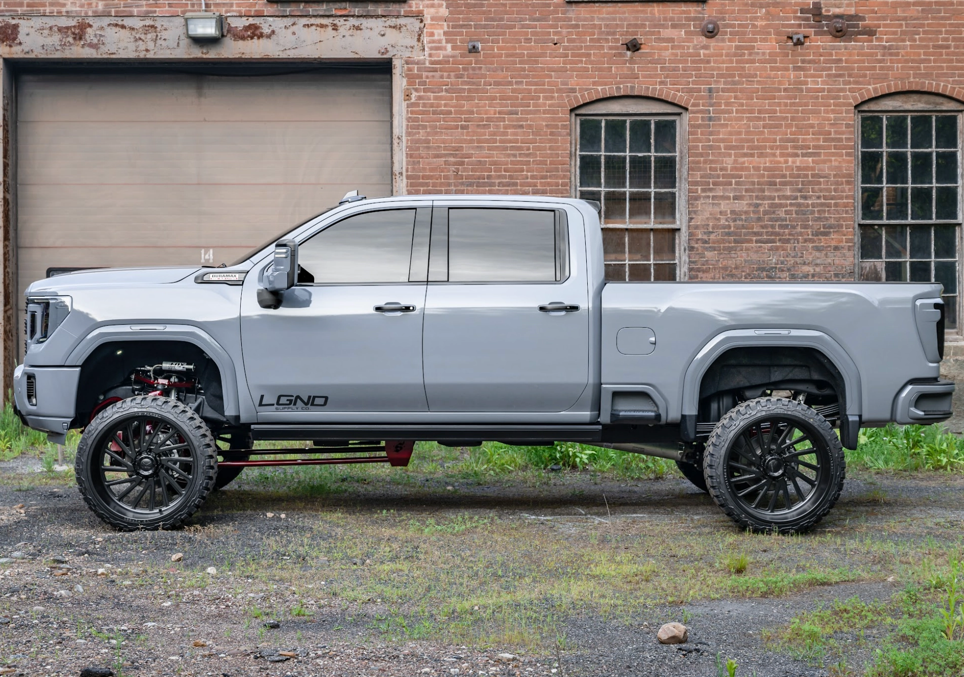 2011-2024 Chevrolet/GMC 2500/3500 Showoff Motorsports 7-9" Lift Kit