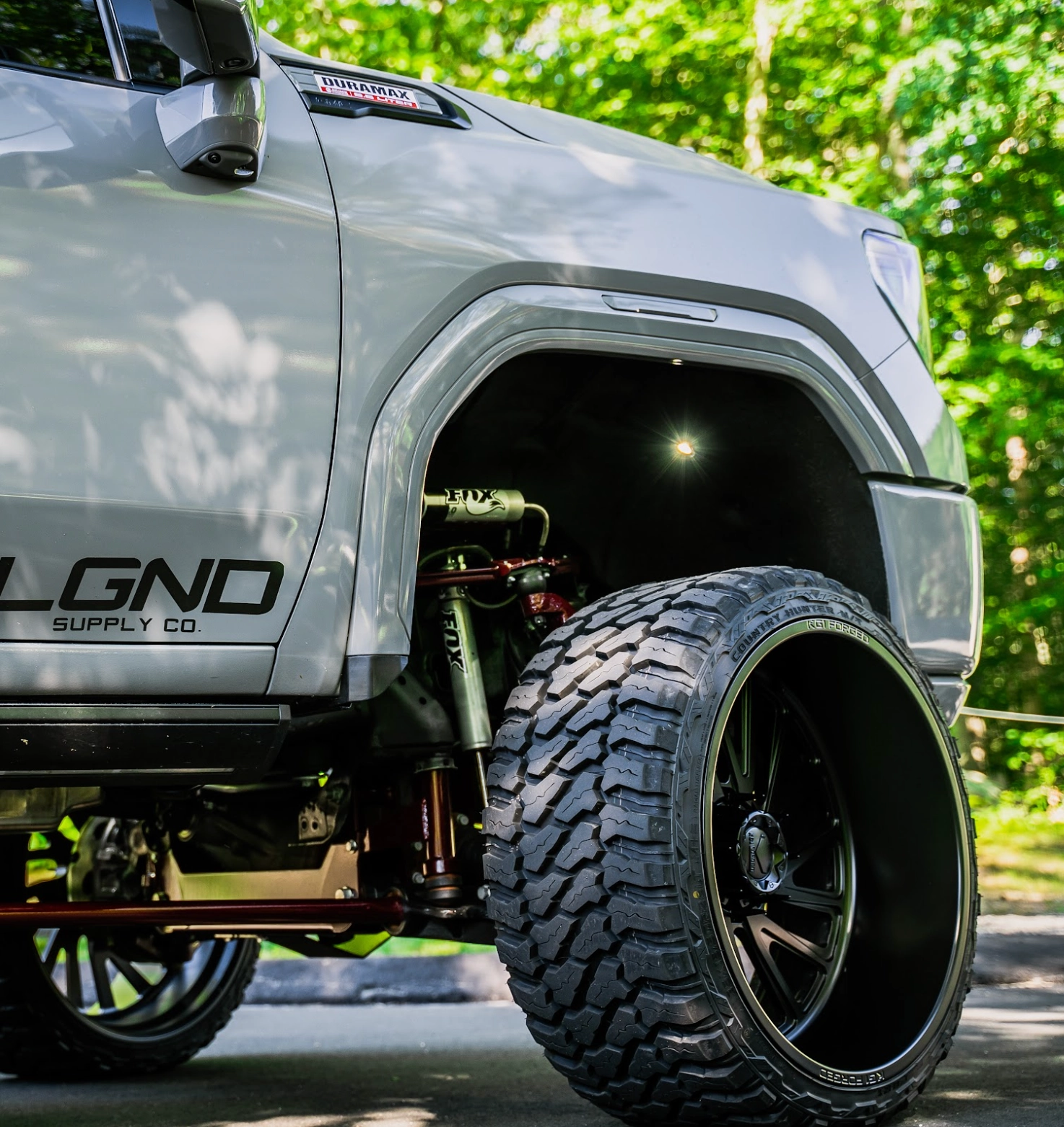 2011-2024 Chevrolet/GMC 2500/3500 Showoff Motorsports 7-9" Lift Kit