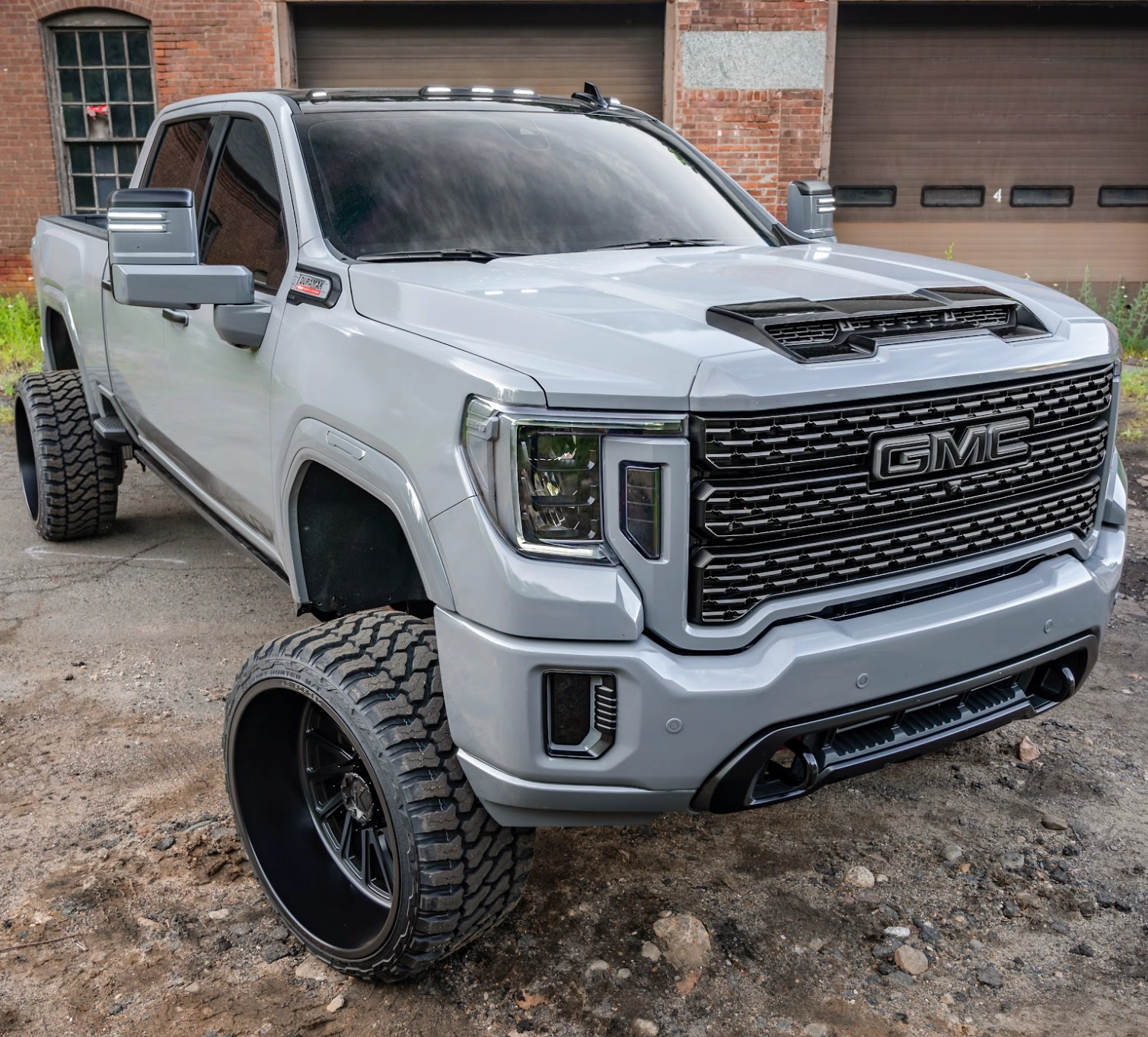 2011-2024 Chevrolet/GMC 2500/3500 Showoff Motorsports 7-9" Lift Kit