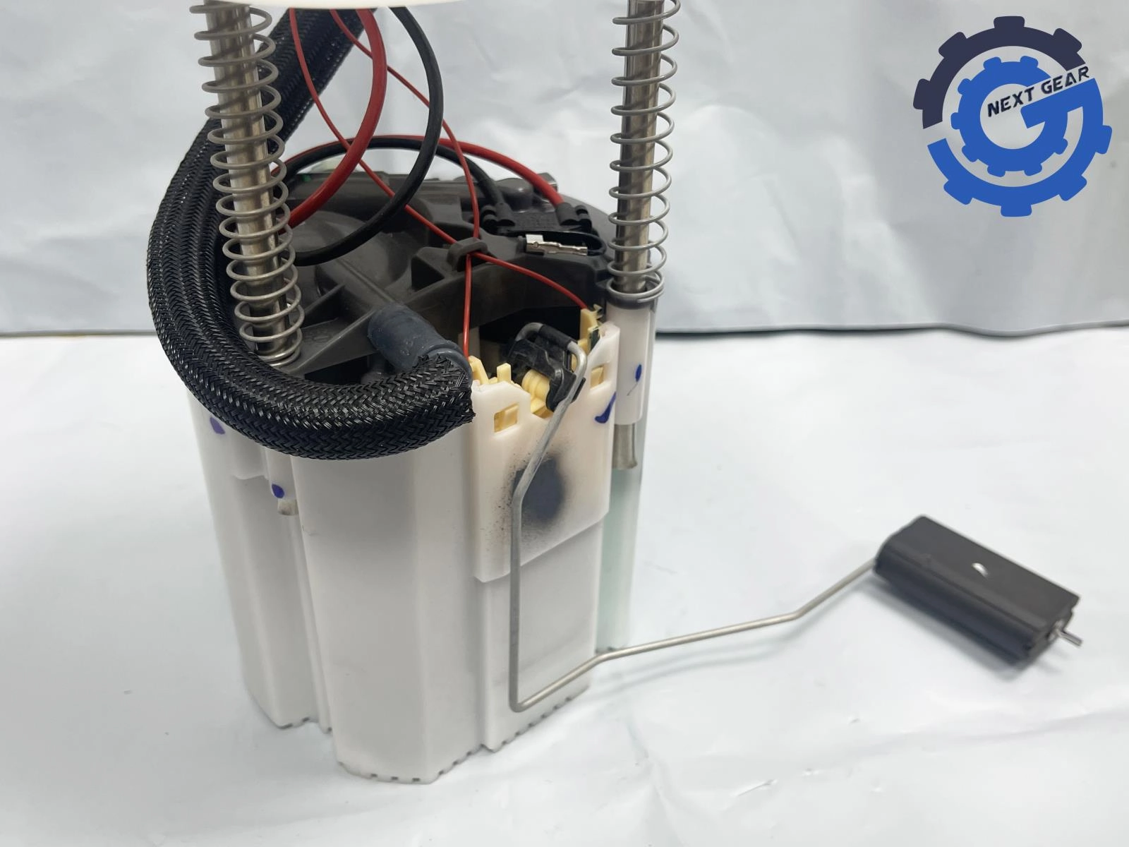 670003731 New OEM MASERATI Left Gas Fuel Pump Module Quattroporte 2013-2020 3.8L