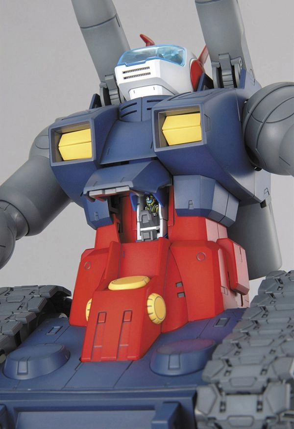 Gundam 1/100 MG Gundam  0079 RX-75 Guntank Model Kit